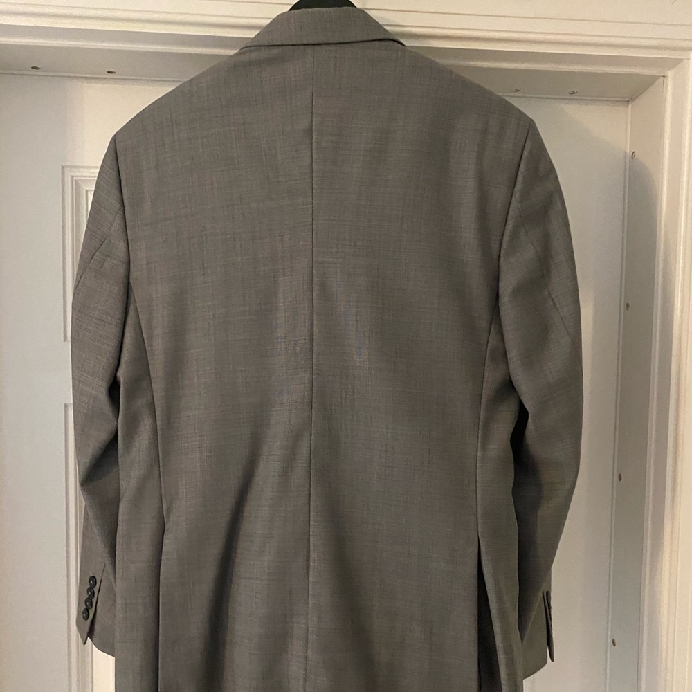 Suit - Picture 2 of 5